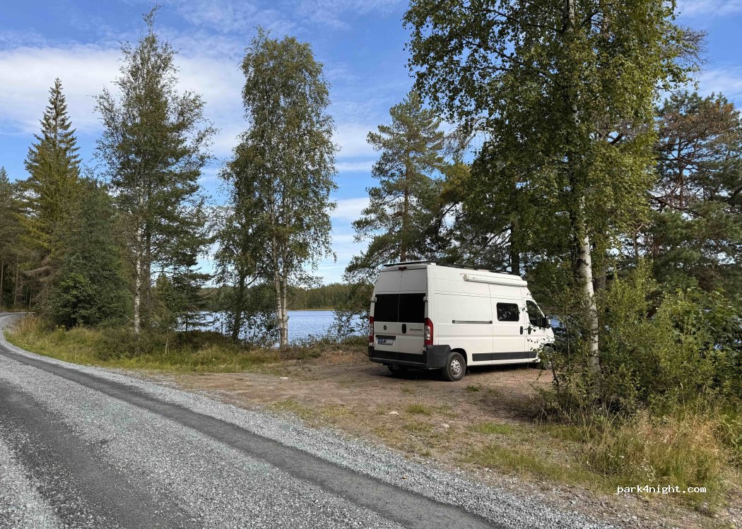 ()  - Småsjömarksvägen — foto