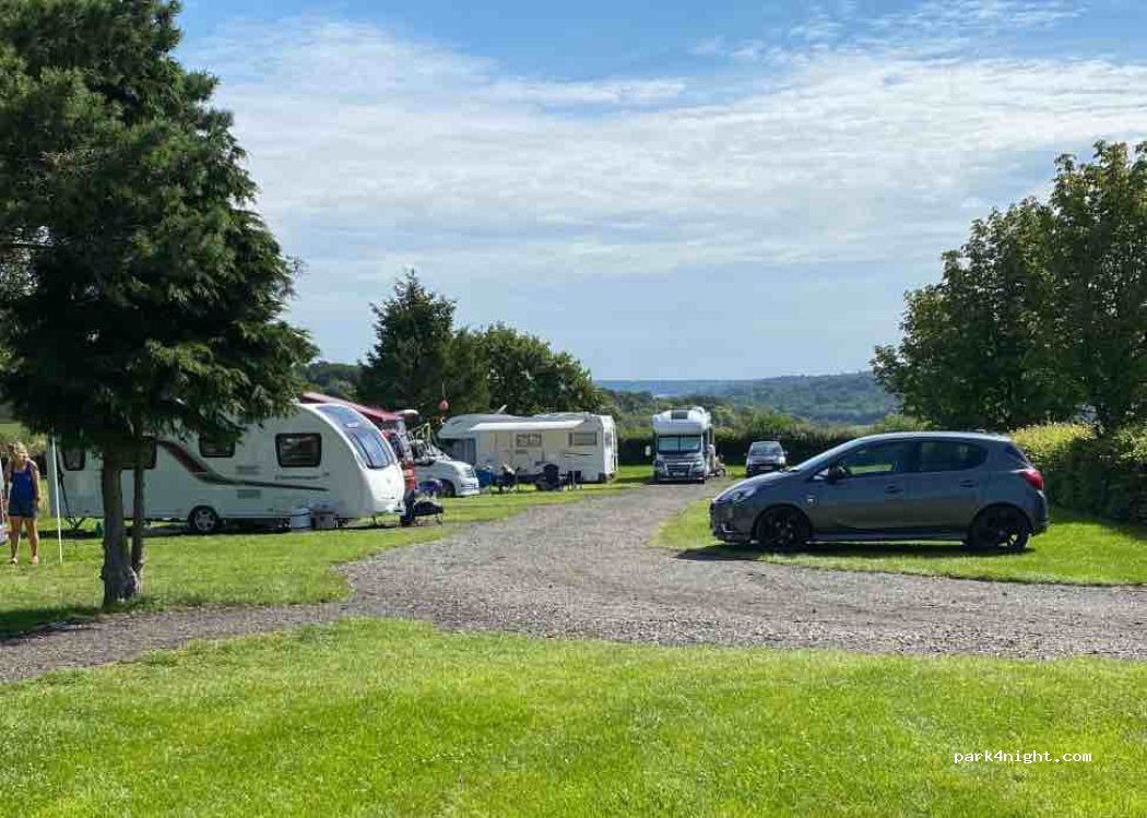 Hill Farm Camping, Glamping & Caravan Site — foto
