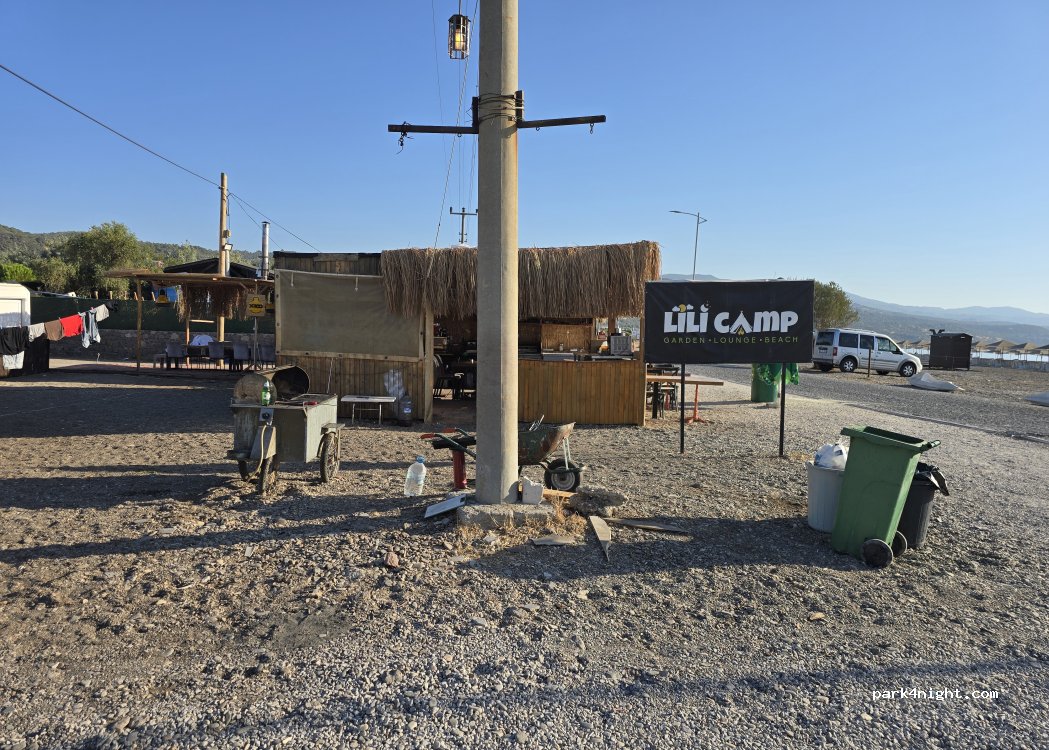 Lili Camp Assos — foto