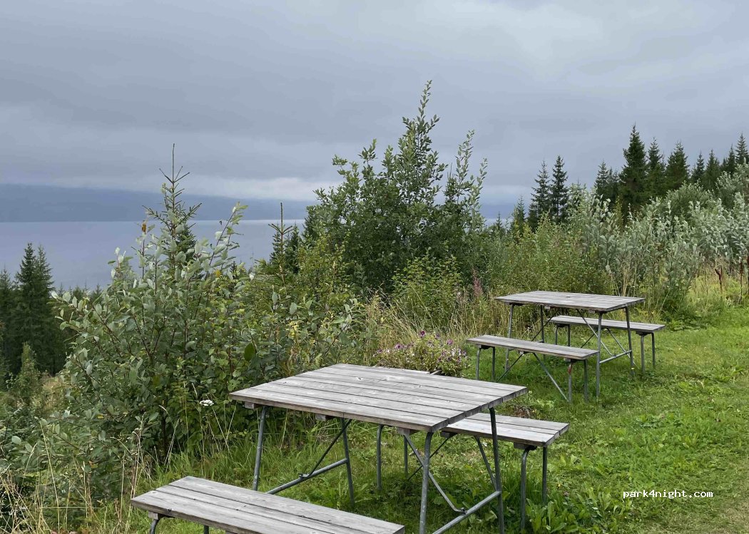 (830 05) Huså - 336 — foto