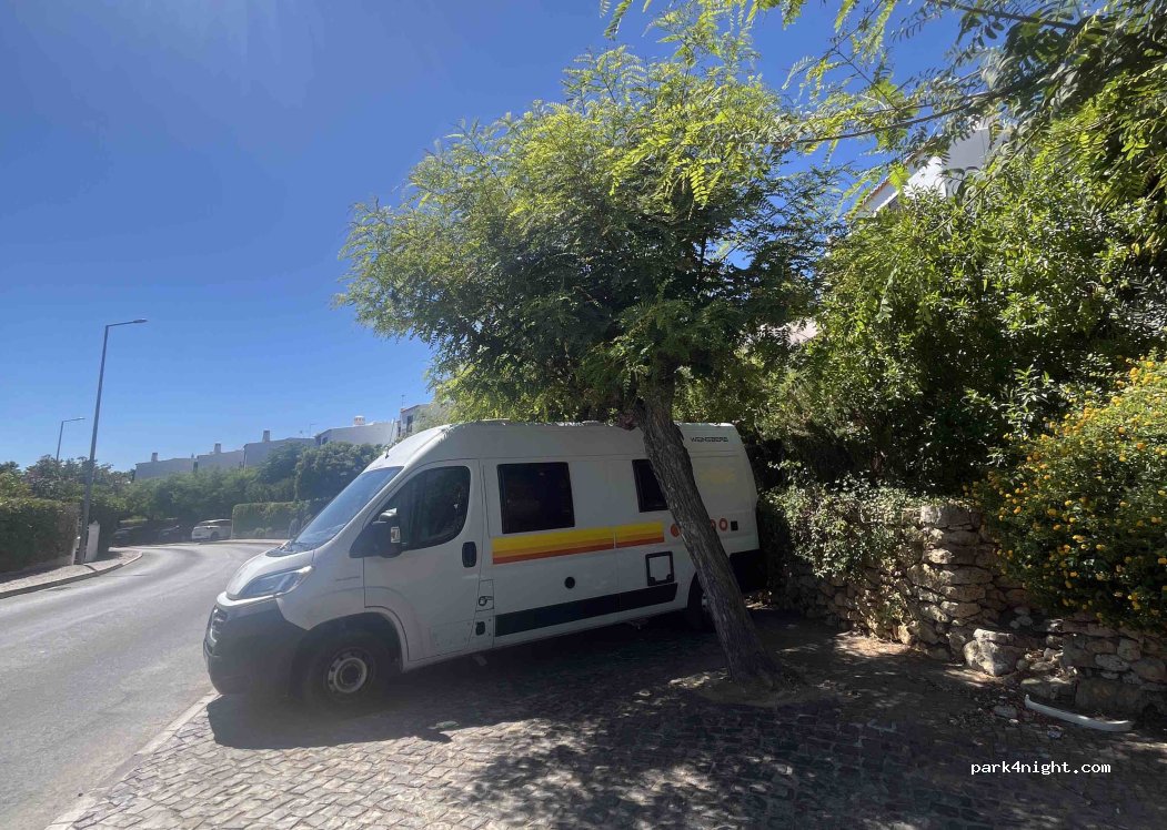 (8200-651 A) Albufeira e Olhos de Água - Rua dos Corais — foto