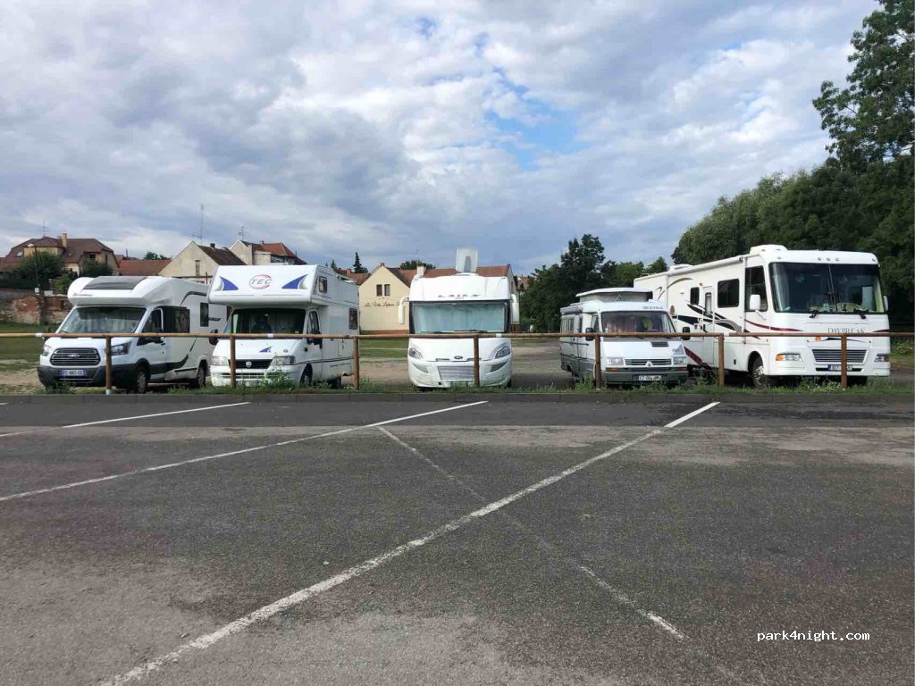 (691 44) Lednice - 21. dubna — foto 3