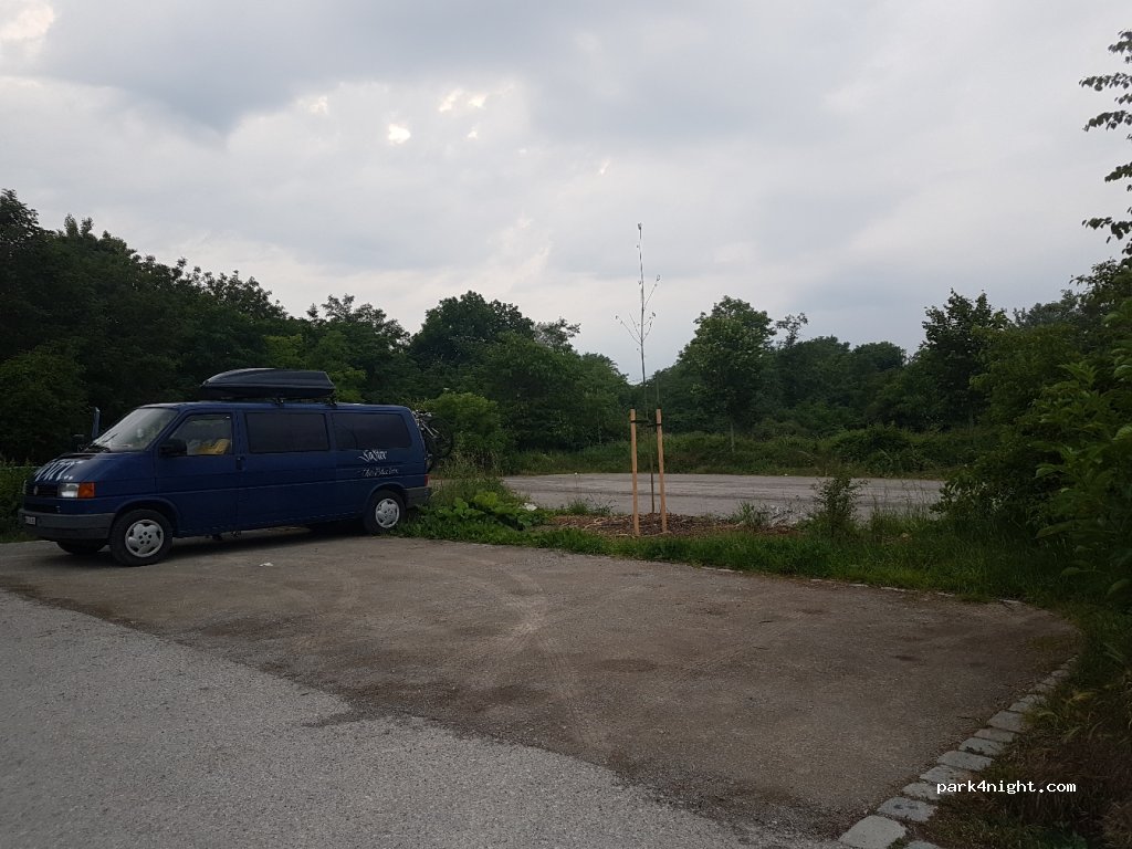 (1220) Wien - 90 Dechantweg — foto 2
