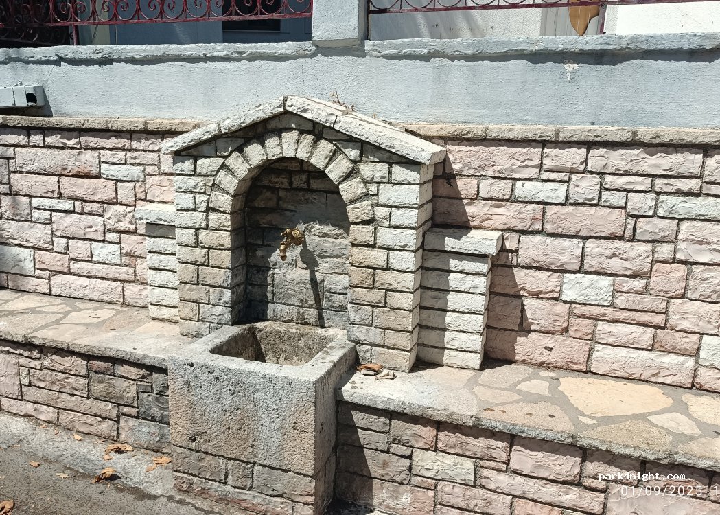(83103) Municipal Unit of Pythagoreio - Χώρα - Νέο Καρλόβασι — foto