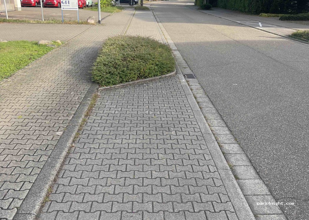 (76437) Rastatt - Gutenbergstraße — foto