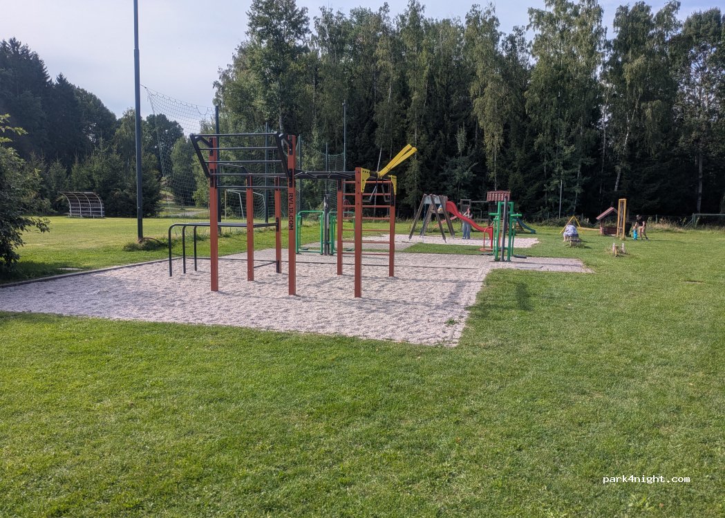 (340 22) Nýrsko - — foto 2