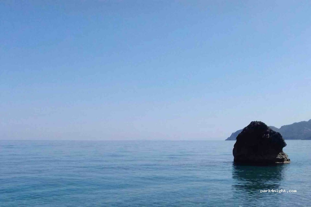 (340 14) Paralia Chiliadou - Unnamed Road — foto