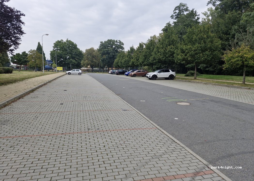 (74601) Opava - Žižkova — foto