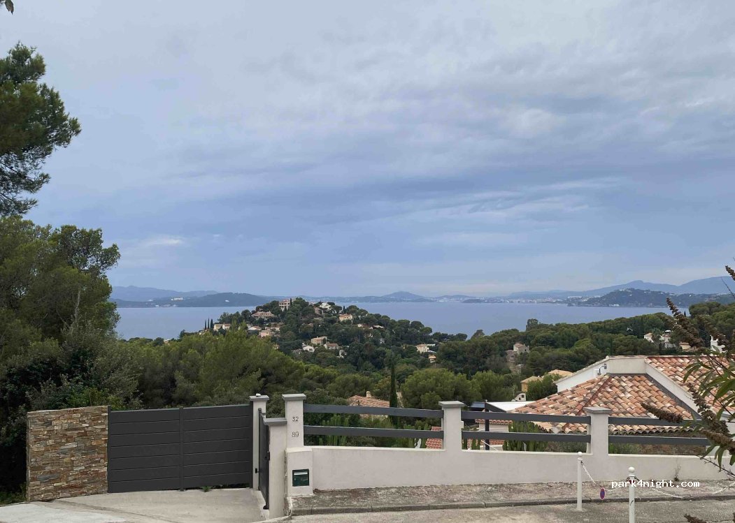 (83220) Le Pradet - Collet du Pastre — foto