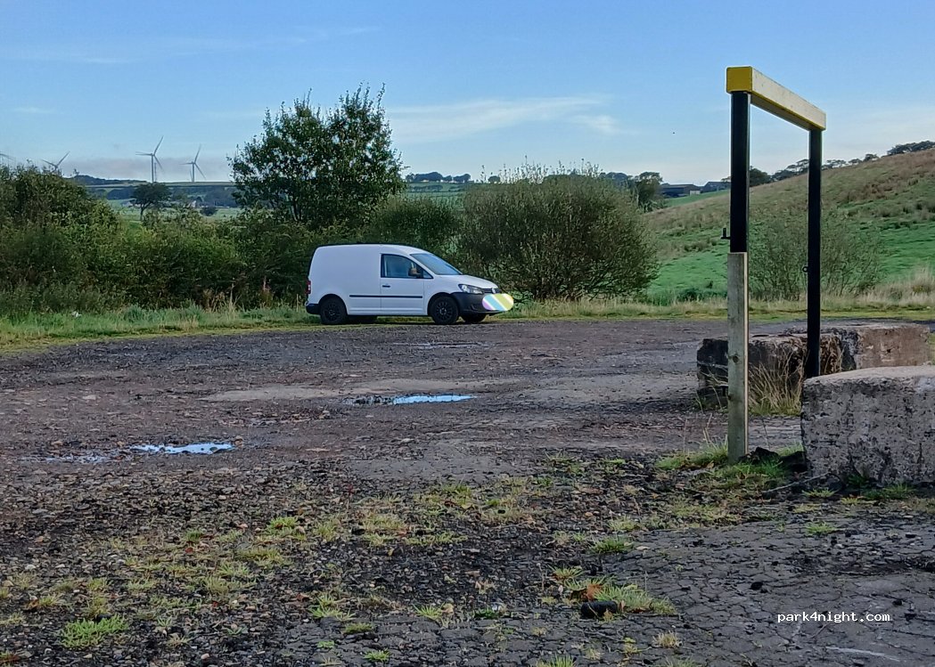 (KA17 0LY) Darvel - Unnamed road — foto