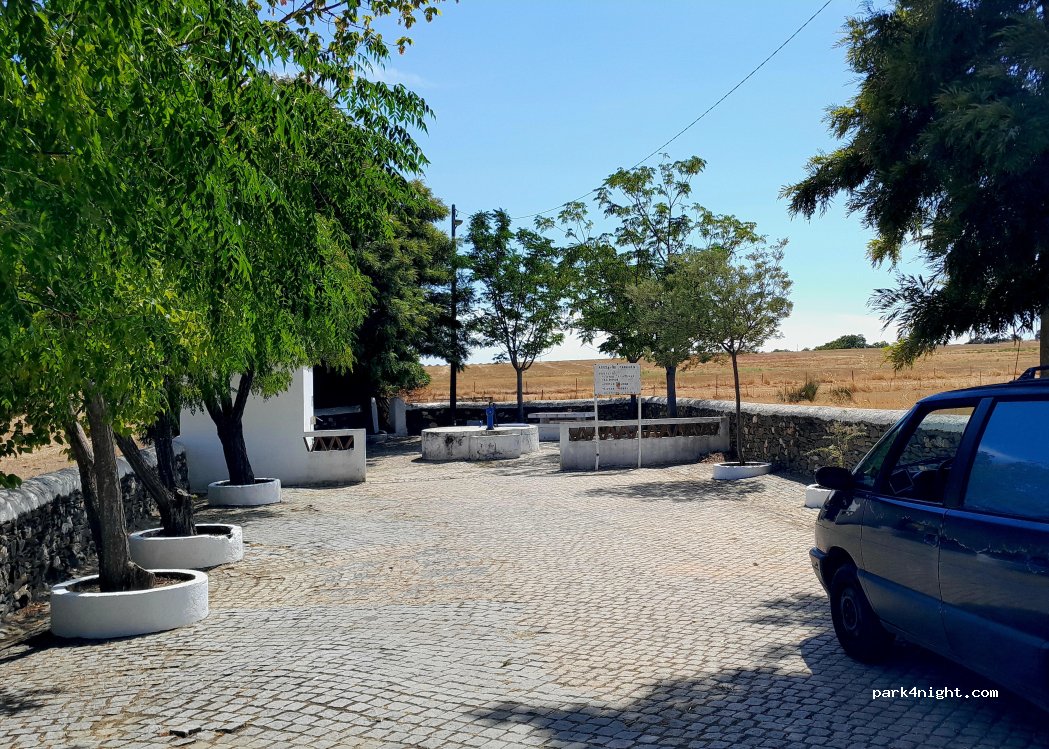(7240-012) Granja - — foto
