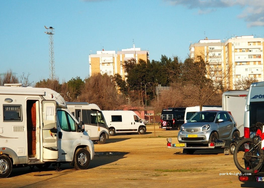 (41080) Seville - Unnamed road — foto
