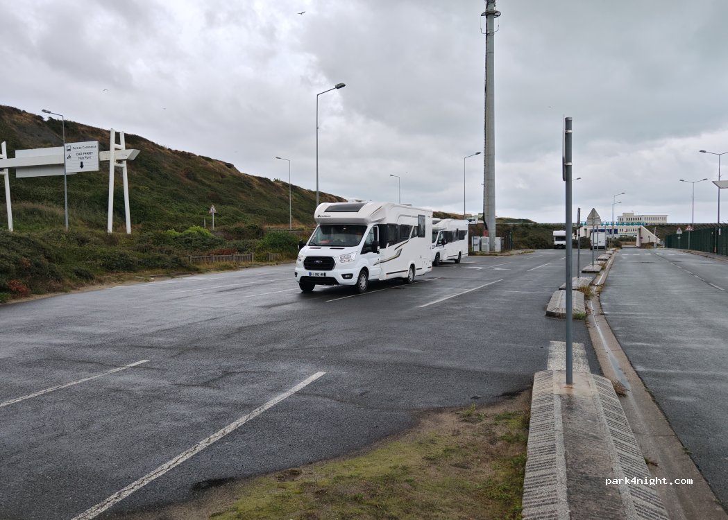 (62480) Le Portel - Rue du Petit Port — foto