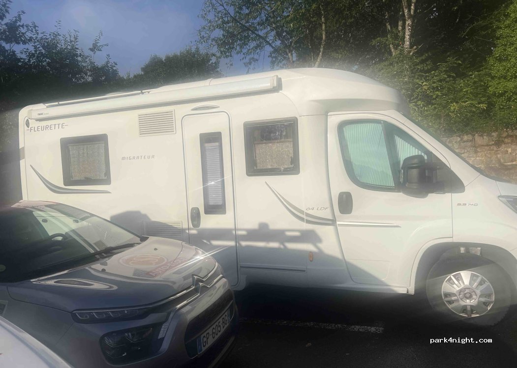 (35250) Saint-Aubin-d'Aubigné - Rue de Rennes — foto
