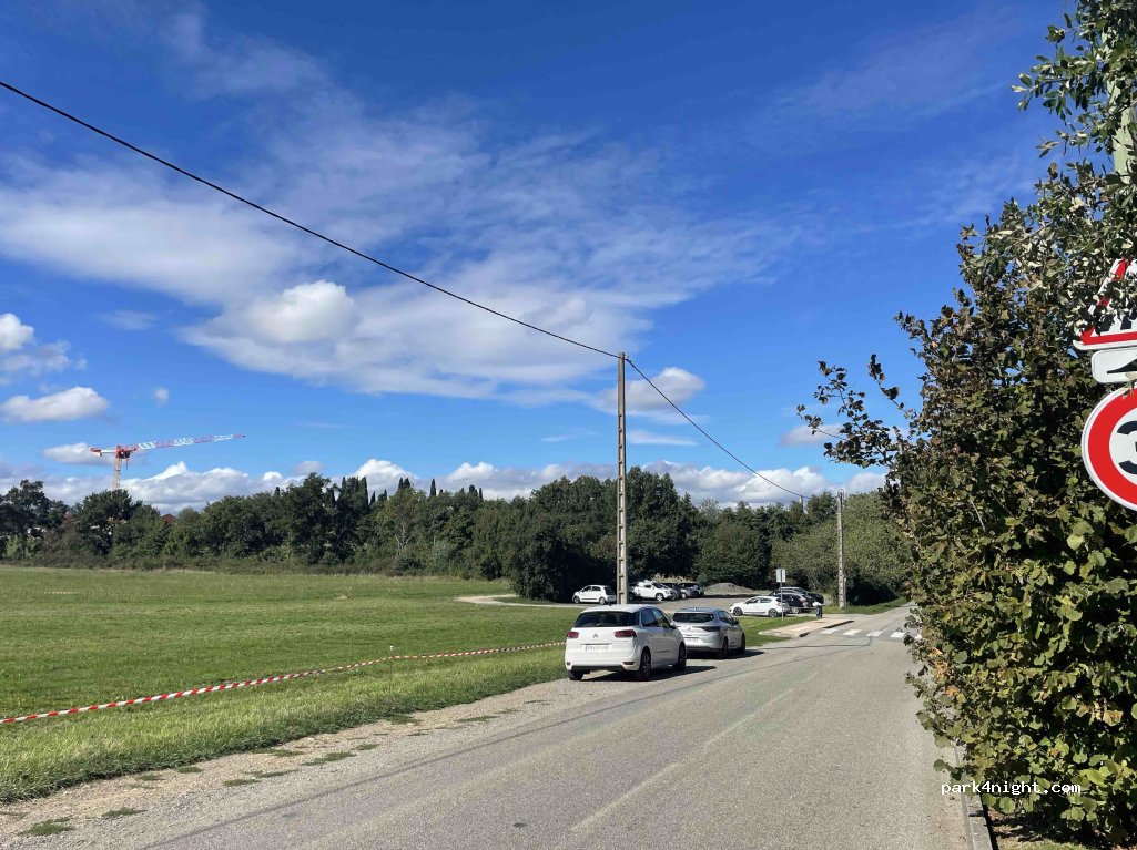 (31600) Eaunes - Avenue de la Mairie — foto