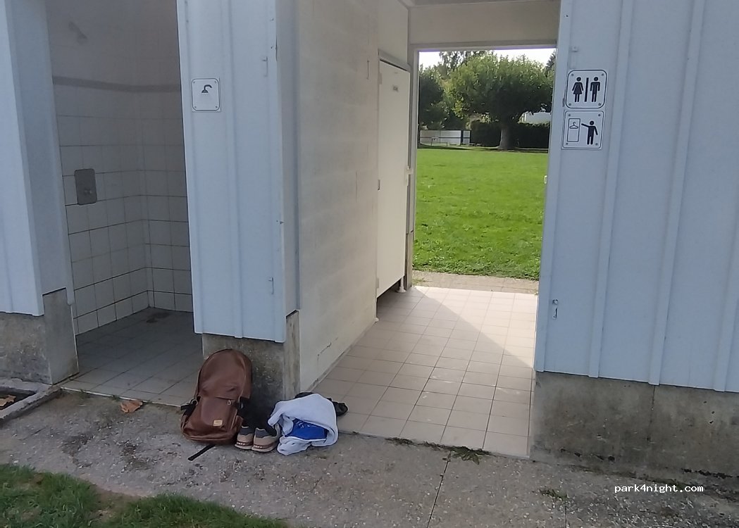 (1595) Faoug - Chemin de la Rive — foto 2