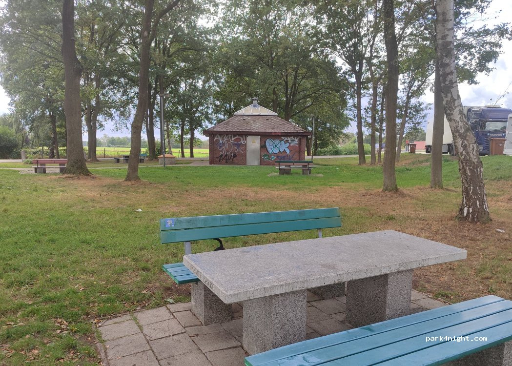 (28816) Stuhr - — foto