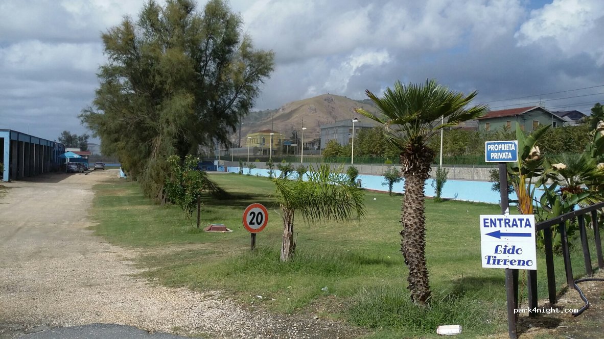 Lido Tirreno Beach — foto 3