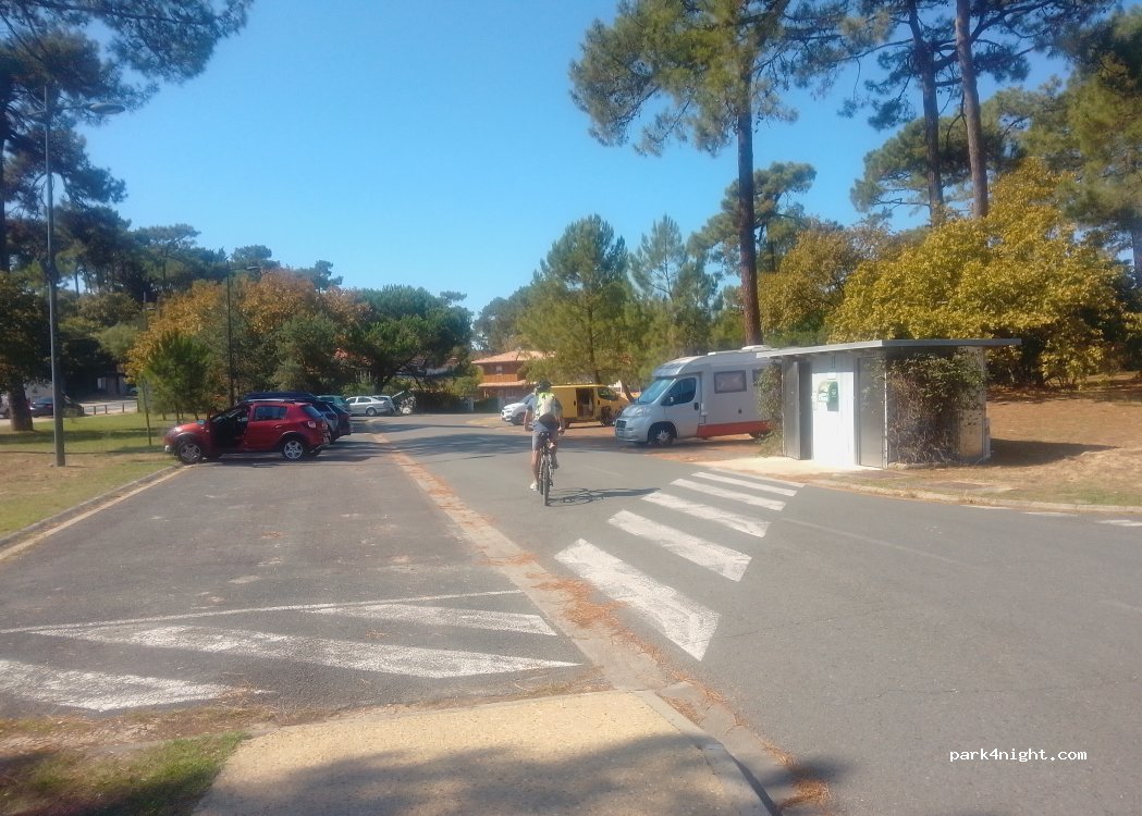 (33950) Lège-Cap-Ferret - Avenue du Couchant — foto