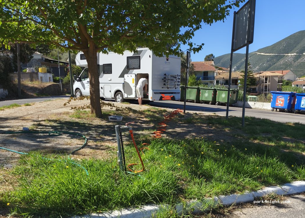 (31082) Municipal Unit of Apollonioi - EO Lefkas - Vasilikis — foto