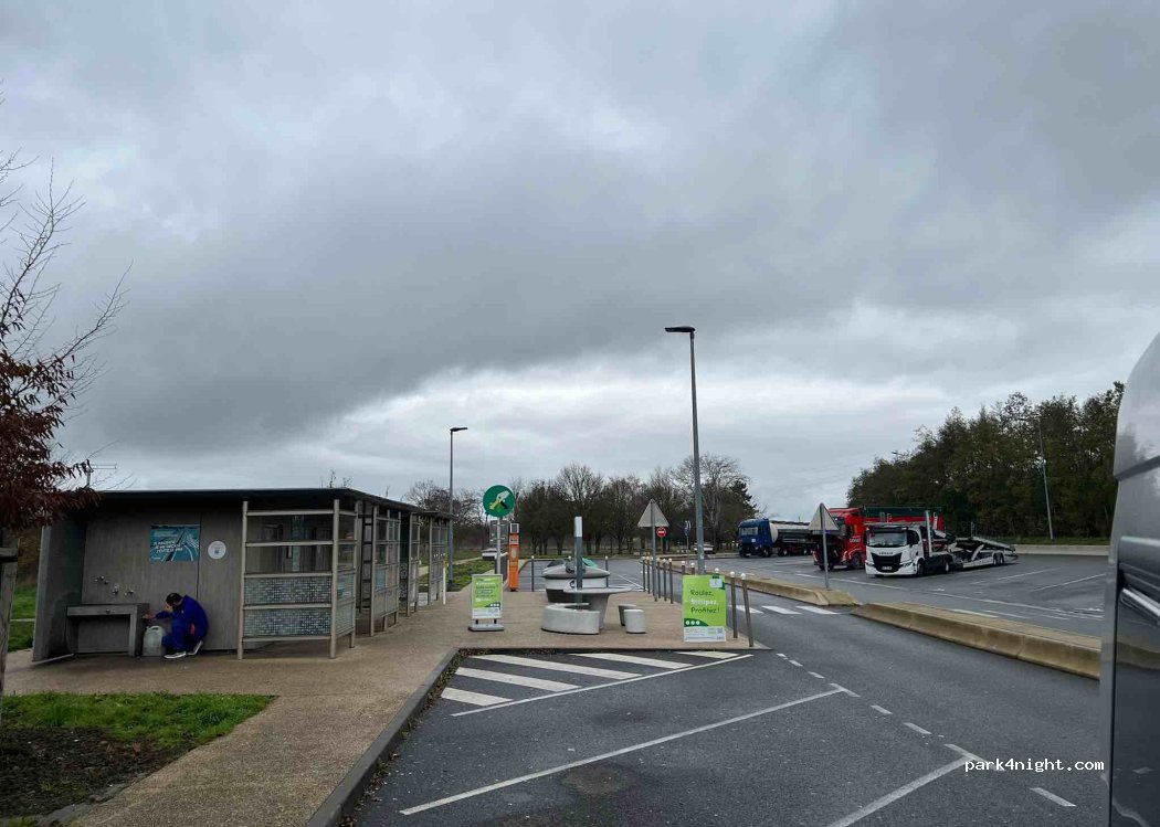 (51360) Beaumont-sur-Vesle - Aire de l'Espérance — foto