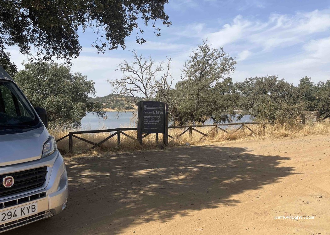 (06260) Calera de León - Carretera de Puebla de Alcocer a EX-201 por Llerena — foto