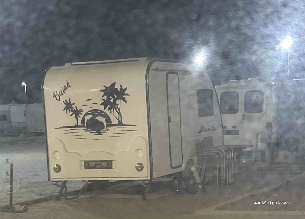 Albest Karavan park — foto