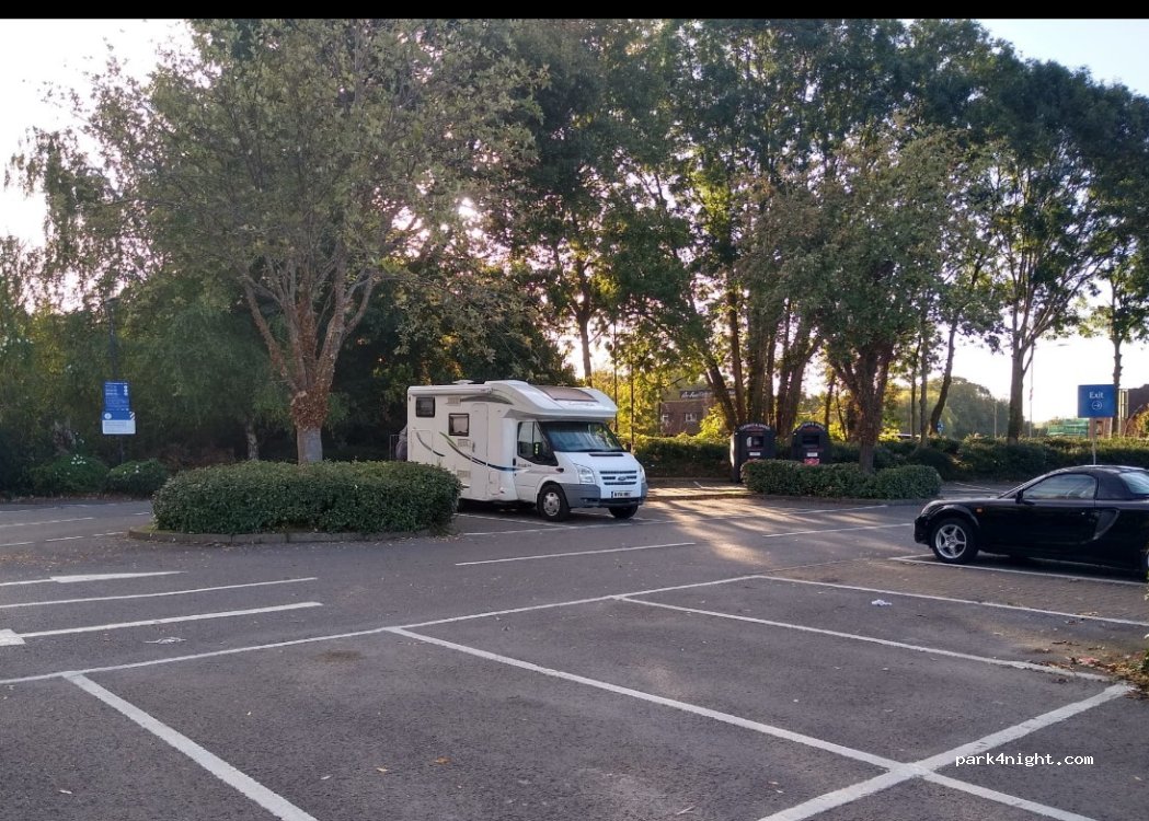 (HP7 0HA) Amersham - London Road — foto