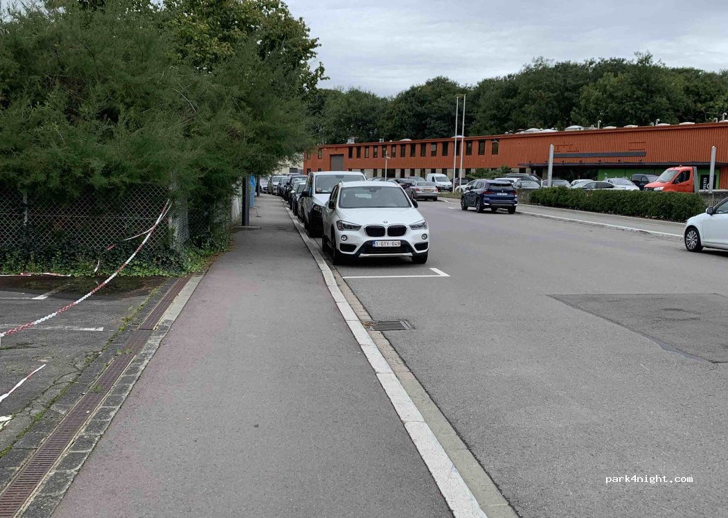 (2339) Luxembourg - Rue Christophe Plantin — foto