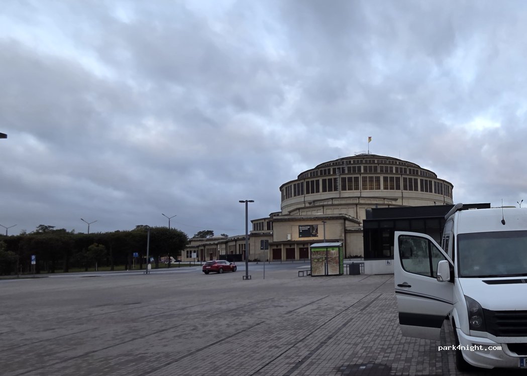 (51-619) Wroclaw - Wystawowa 1 — foto