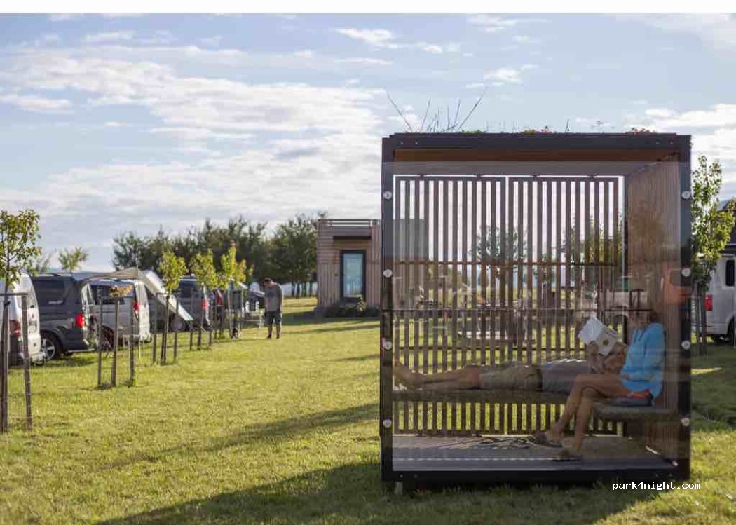 Kemp Pole designu — foto 3