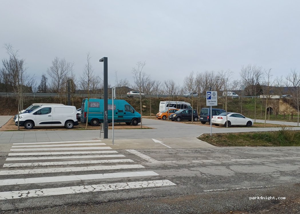 (08500) Vic - Carrer Eix Onze de Setembre — foto 2