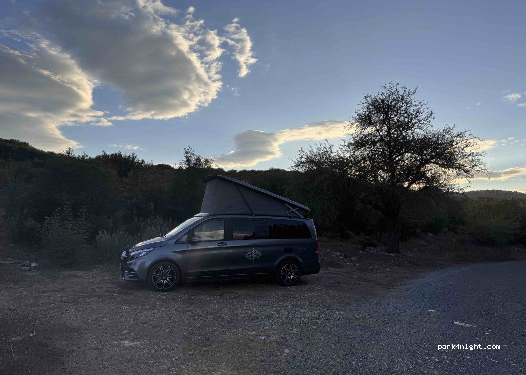 (22022) Municipal Unit of Gortyna - Καρύταινα - Ελληνικό — foto