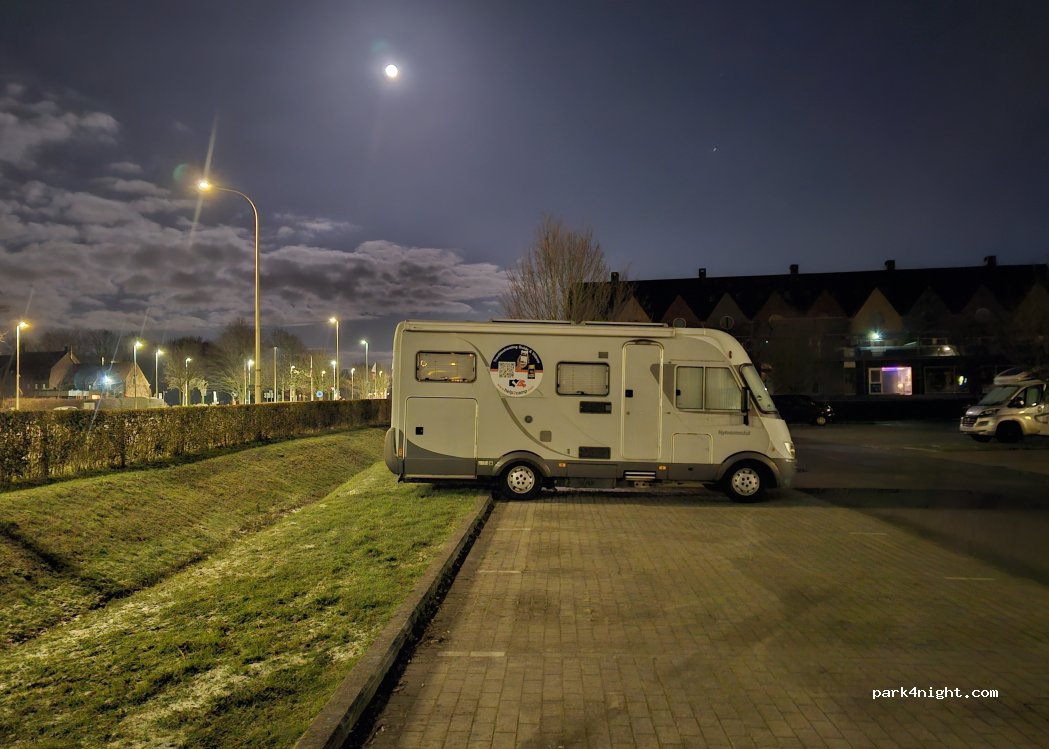 (8900) Ypres - Oudstrijderslaan — foto