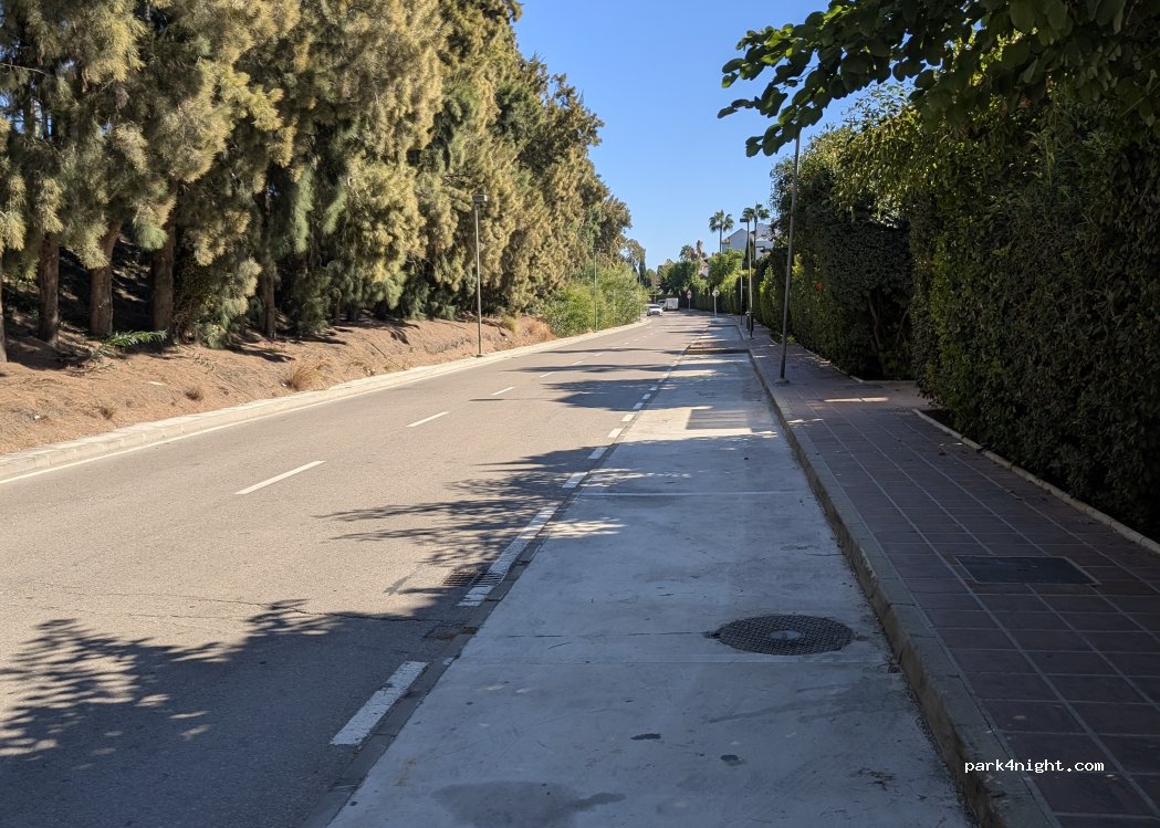 (29680) Estepona - Calle Mare Nostrum — foto