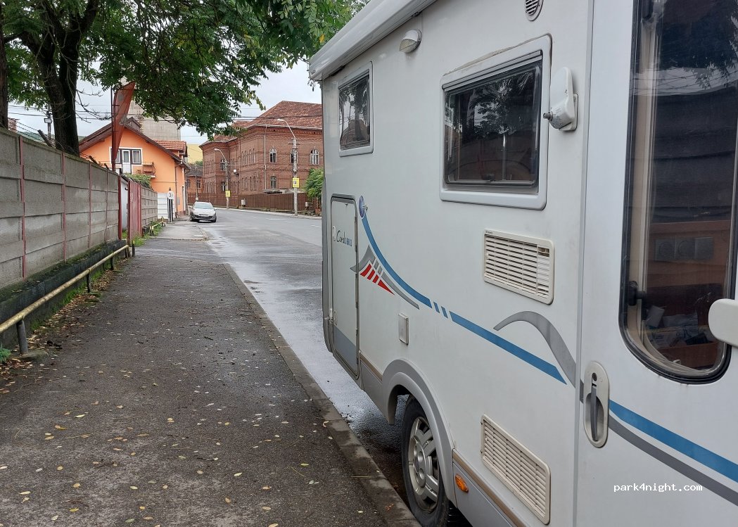 (331141) Hunedoara - Strada Constantin Bursan — foto