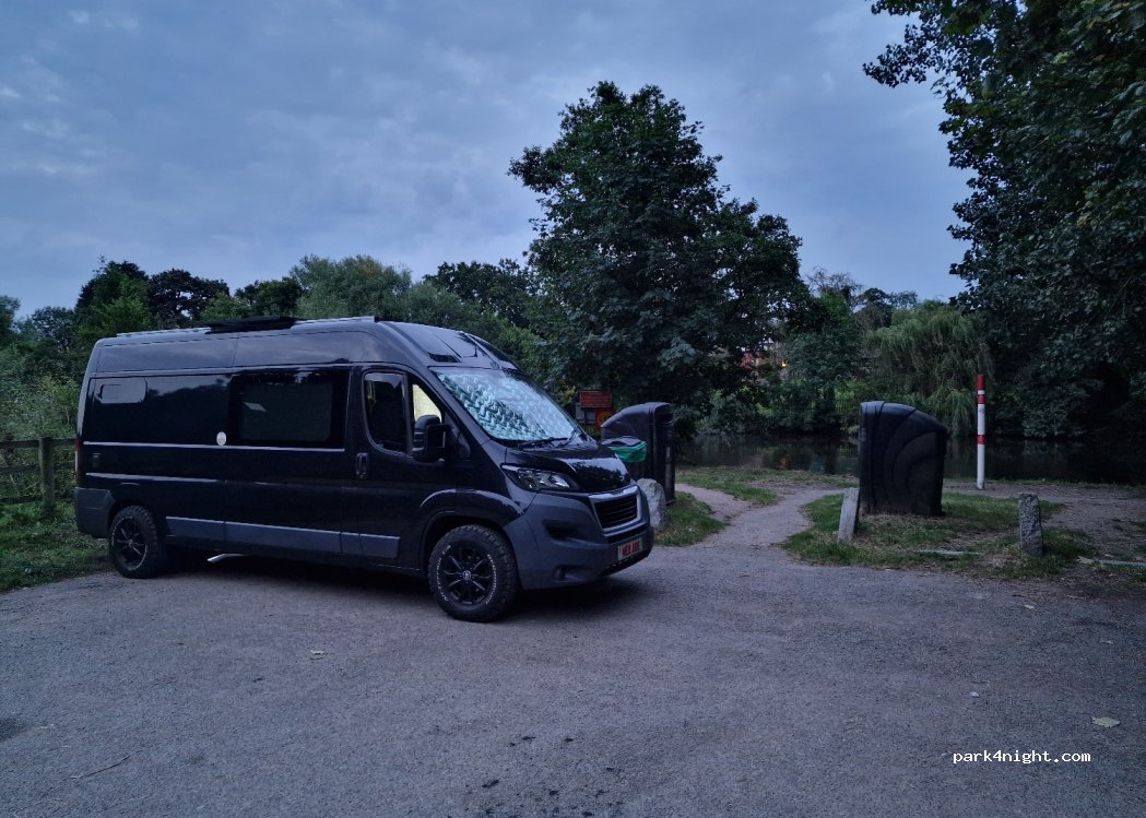 (CH4 9HP) - Paddock Road — foto 2