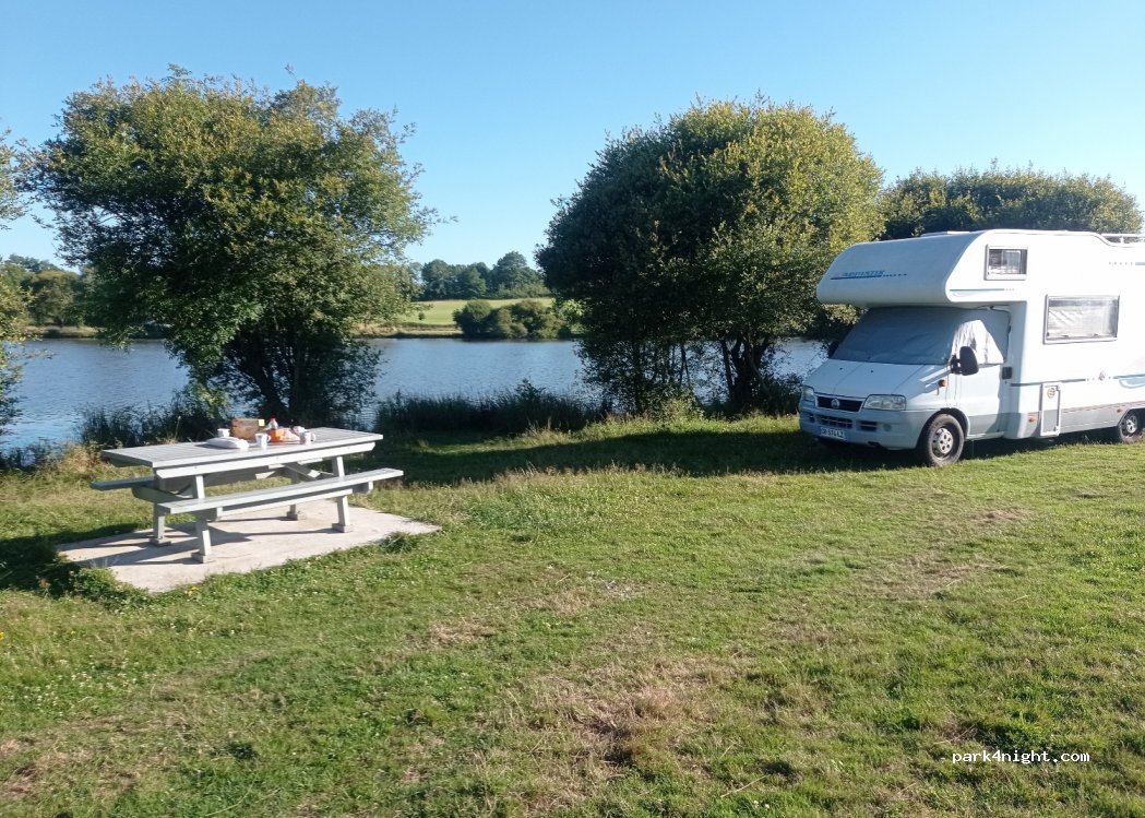 (16500) Abzac - Route de Montmorillon — foto 2