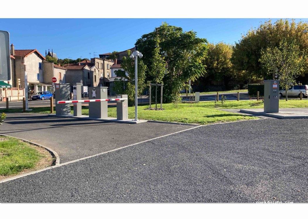 (63200) Riom - 2 Route d'Orléans — foto 3
