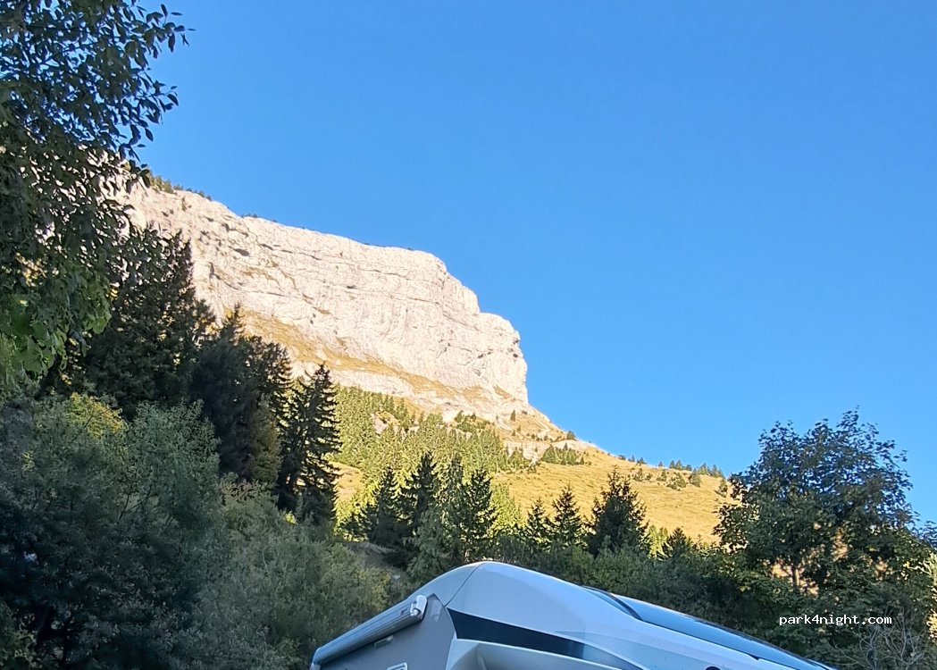 (74220) La Clusaz - Route du Col des Aravis — foto