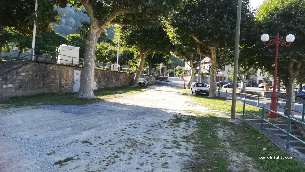 (09400) Tarascon-sur-Ariège - 5 Esplanade de la Libération — foto