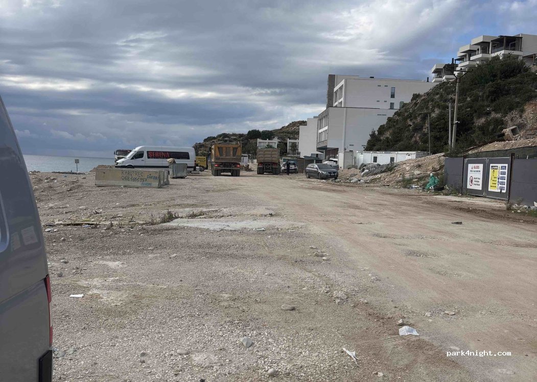 (9425) Himarë - Unnamed Road — foto 2