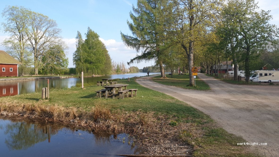 Ställplats Hajstorp — foto