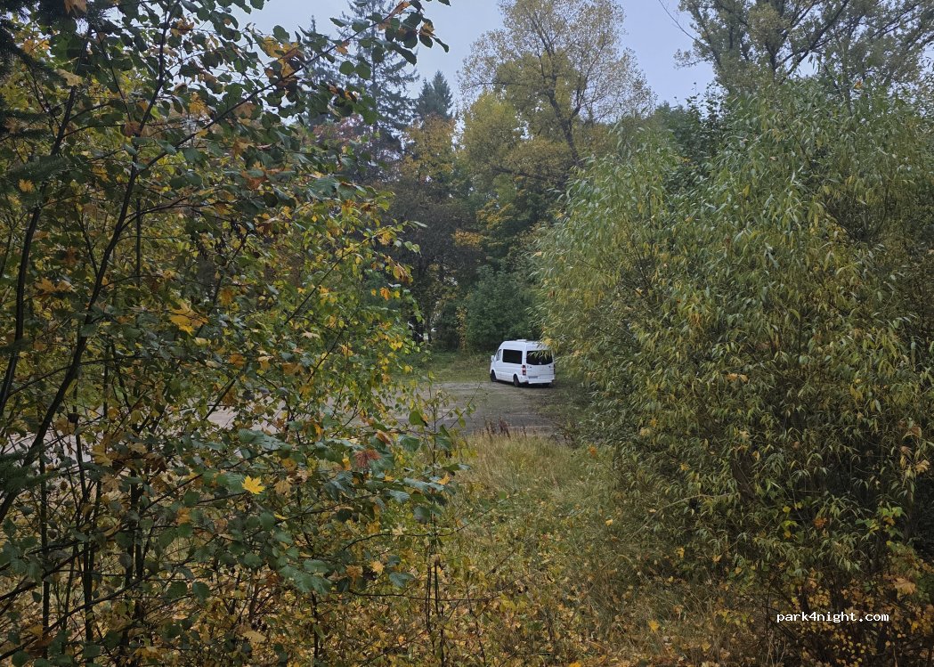 (58-340) Głuszyca - Parkowa — foto