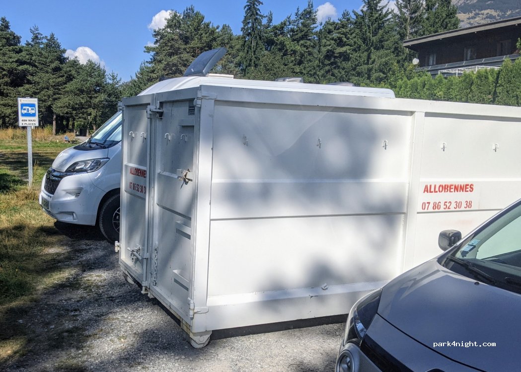 (04400) Barcelonnette - 2 Allée des Pins — foto 3