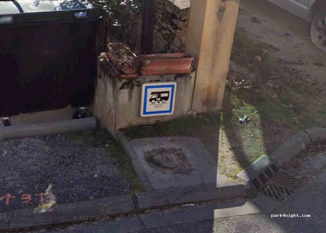 (31360) Auzas - Place l'Esplanade — foto