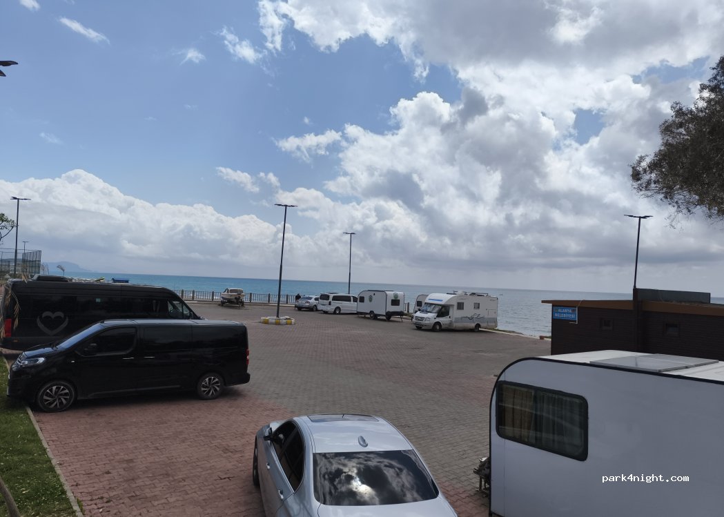 (07490) Konaklı - D400 Antalya Mersin yolu — foto
