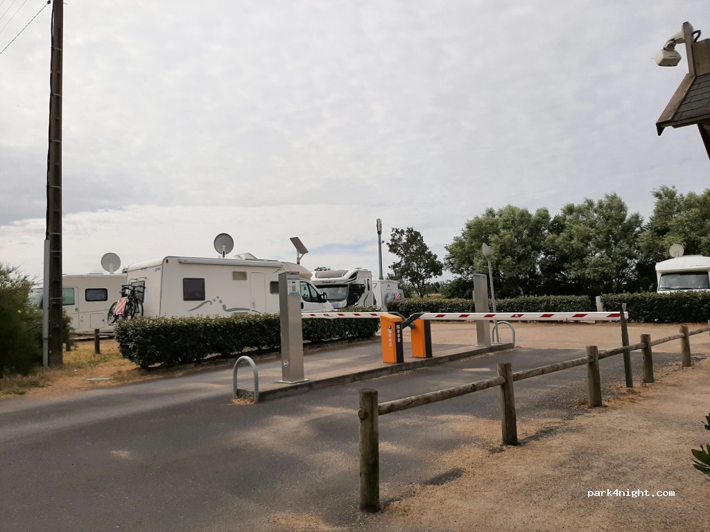 Aire de camping-cars Escale de La Guérinière — foto