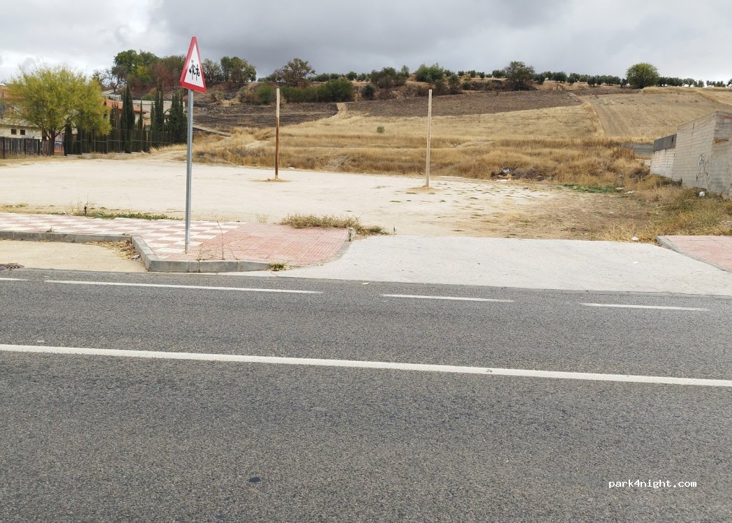 (18560) Guadahortuna - Avenida de Granada — foto