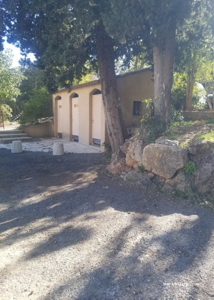 (83570) Cotignac - Rue de l'Araignée — foto 2